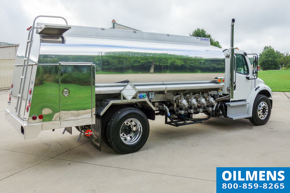 2700gallonfueltruckstock177595 Fuel Trucks Tank Trucks Oilmens