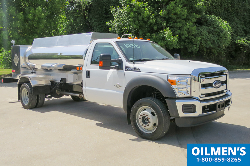 Fuel Truck For Sale Stock 1693810 Fuel Trucks Tank Trucks Oilmens