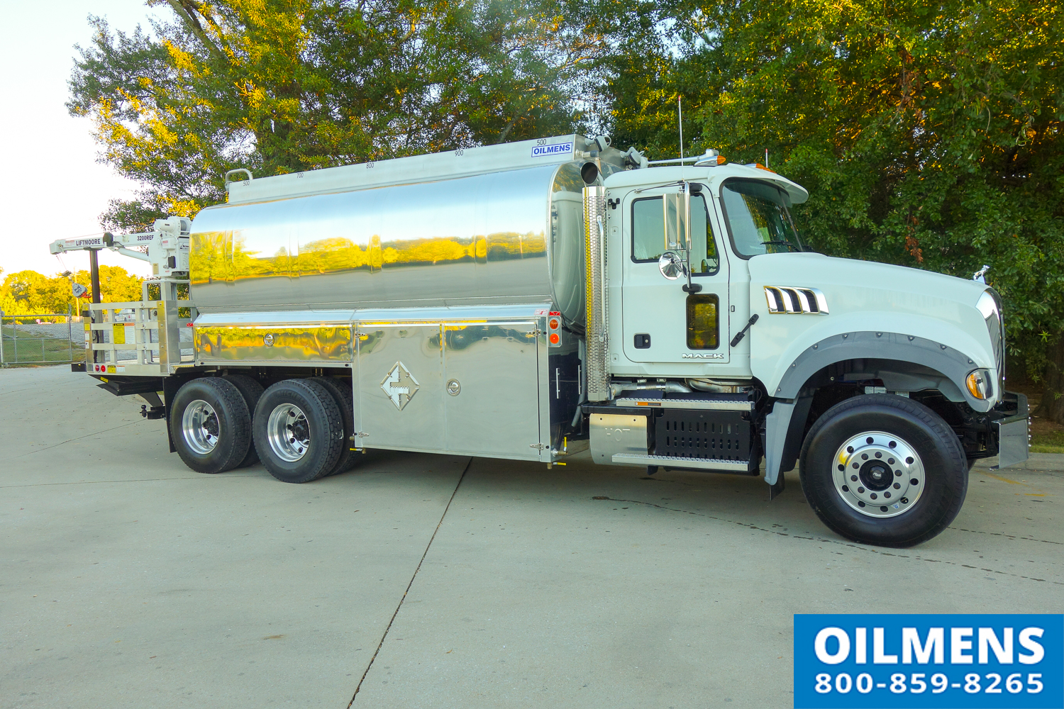 fueltruck3400galstock171024 Fuel Trucks Tank Trucks Oilmens