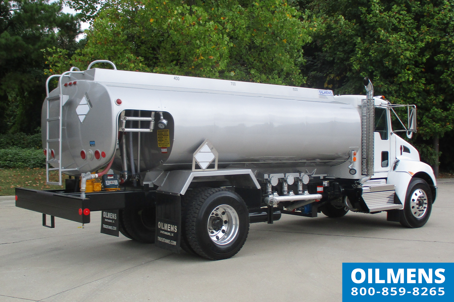 oilmens-fuel-truck-stock-26007bl-2-fuel-trucks-tank-trucks-oilmens