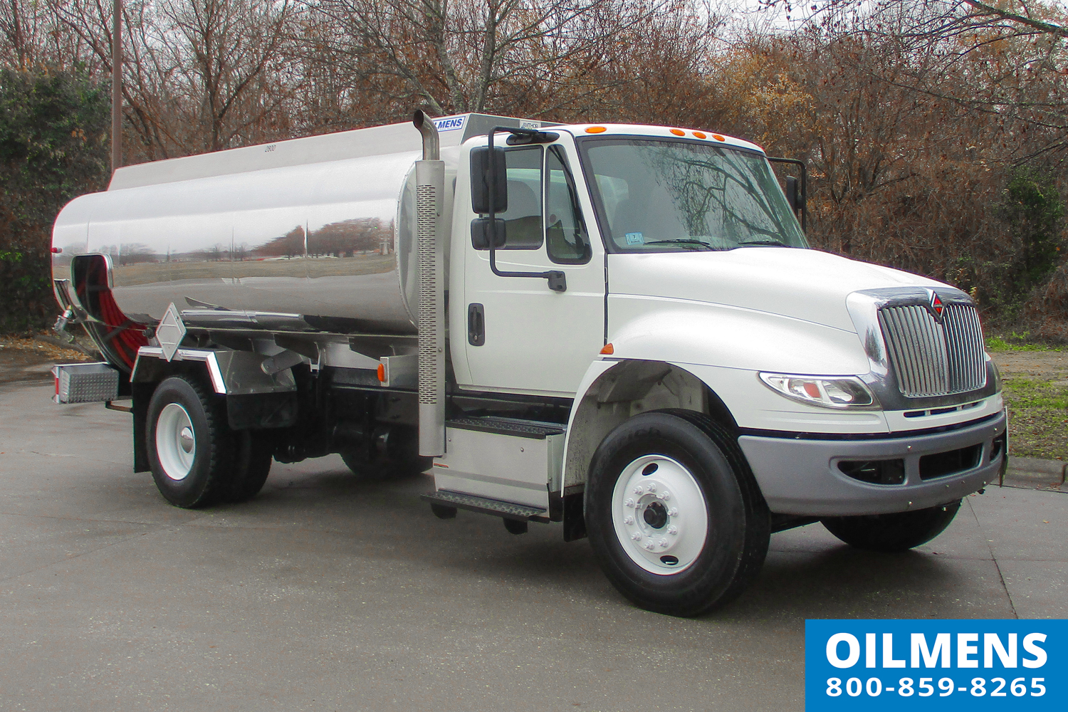 OilmensFuelTruckStock28090R_3 Fuel Trucks Tank Trucks Oilmens